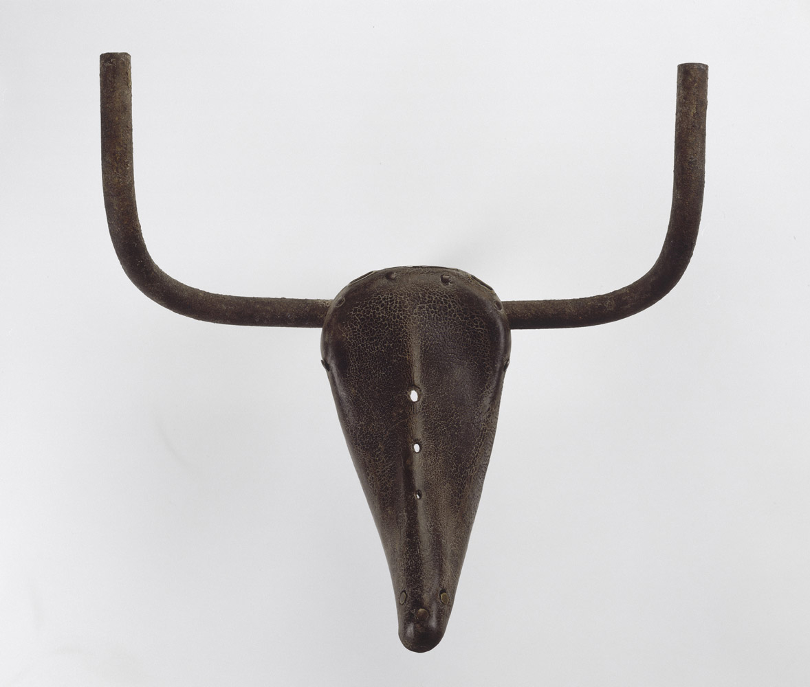 Pablo Picasso — Tête de taureau (1942), assemblage d'une selle et d'un guidon de vélo